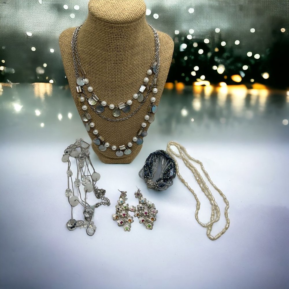 5 Piece Silver Tone Jewelry Lot Premier Designs Earrings Pearls Necklace Bracele